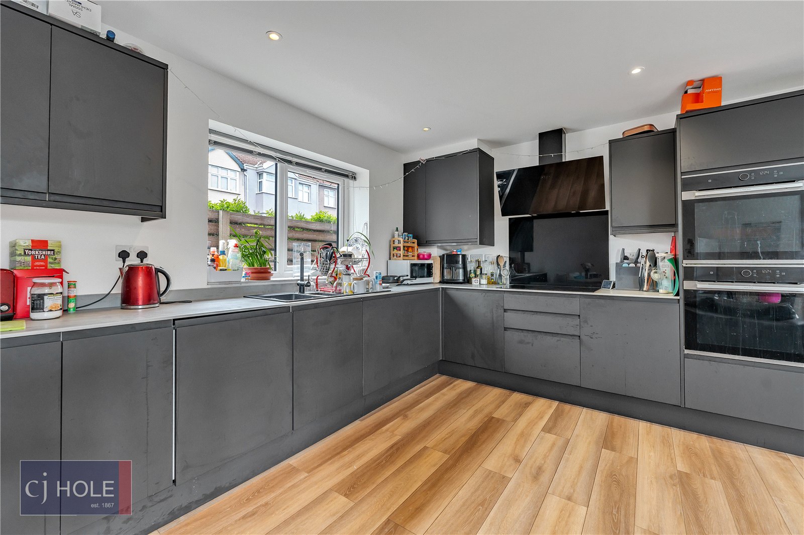 6 bedroom Flat to let in Horfield, Bristol