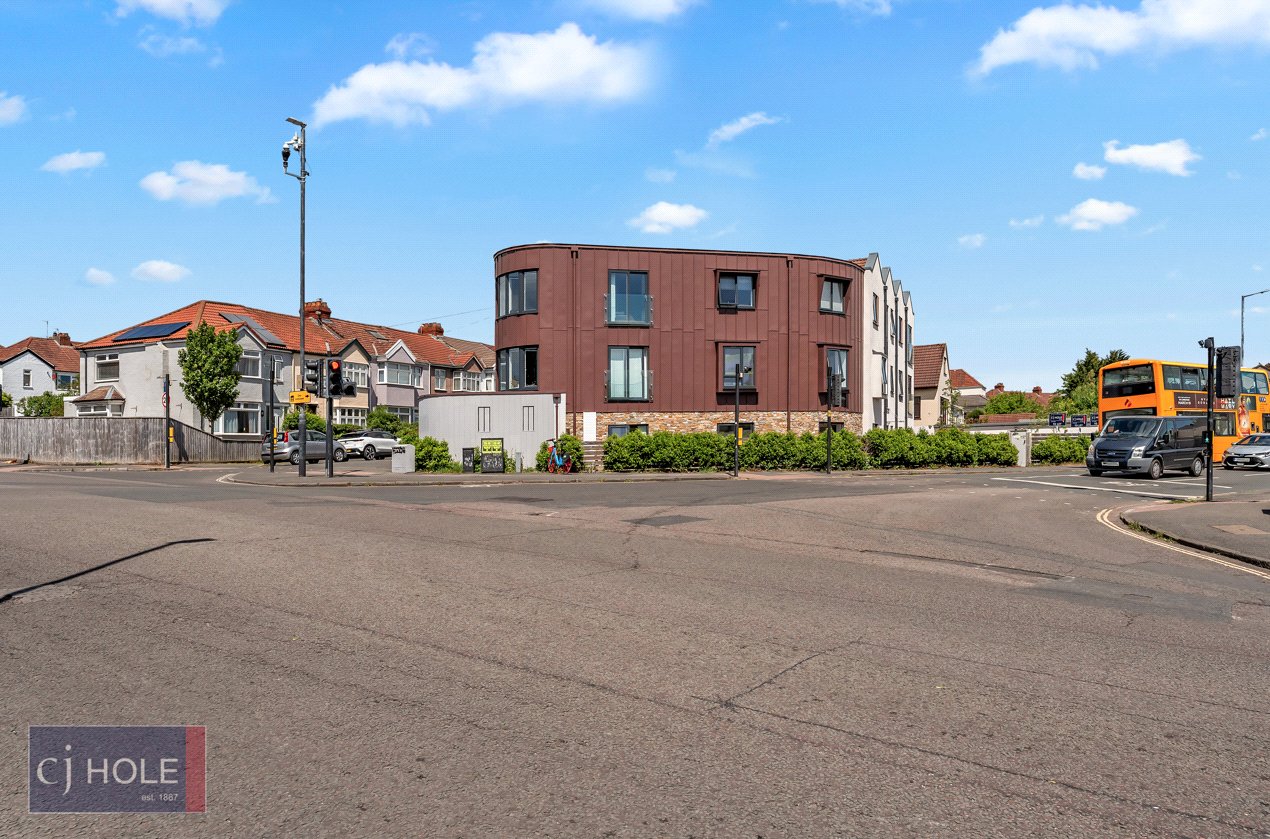 6 bedroom Flat to let in Horfield, Bristol