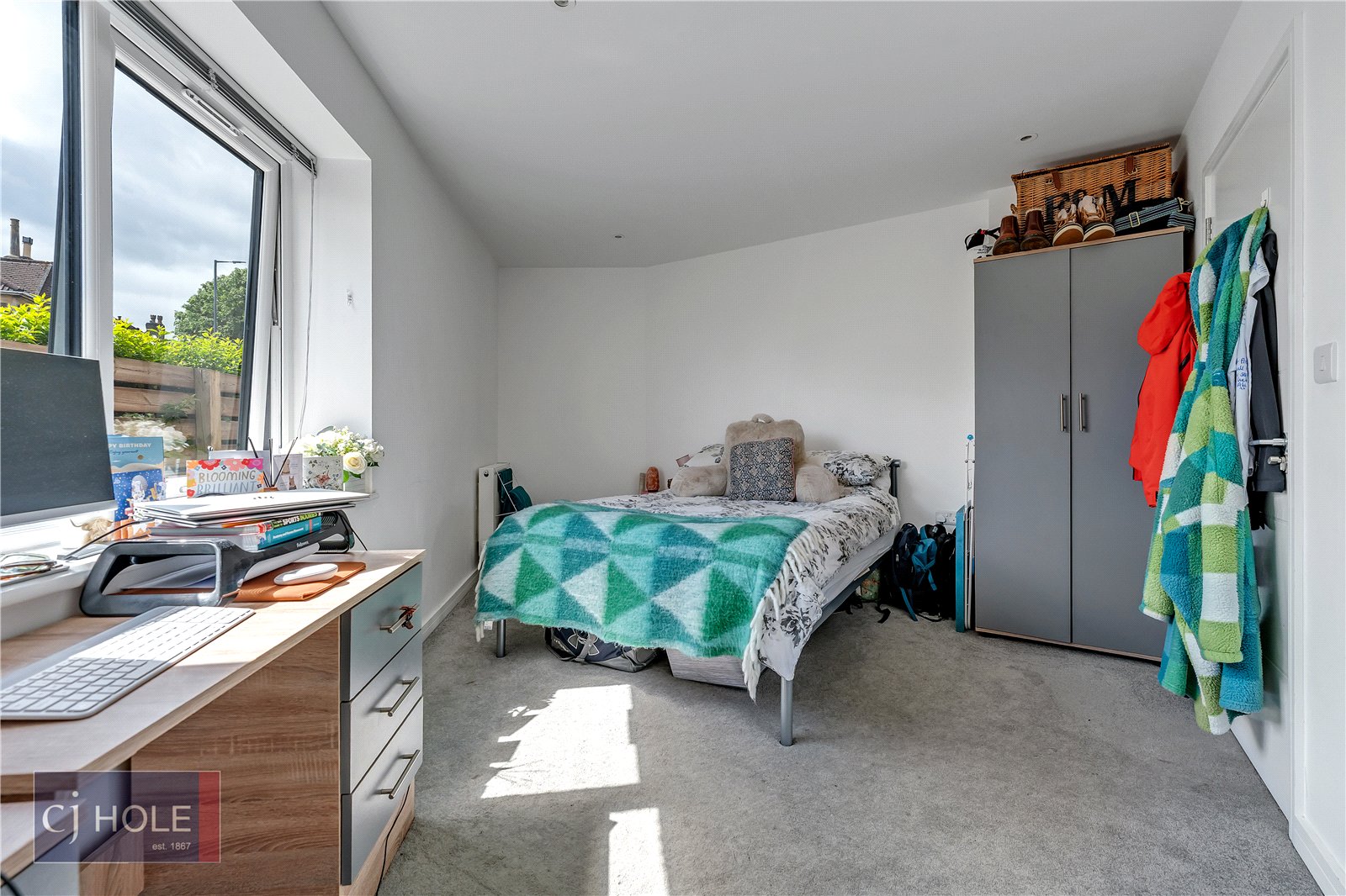6 bedroom Flat to let in Horfield, Bristol