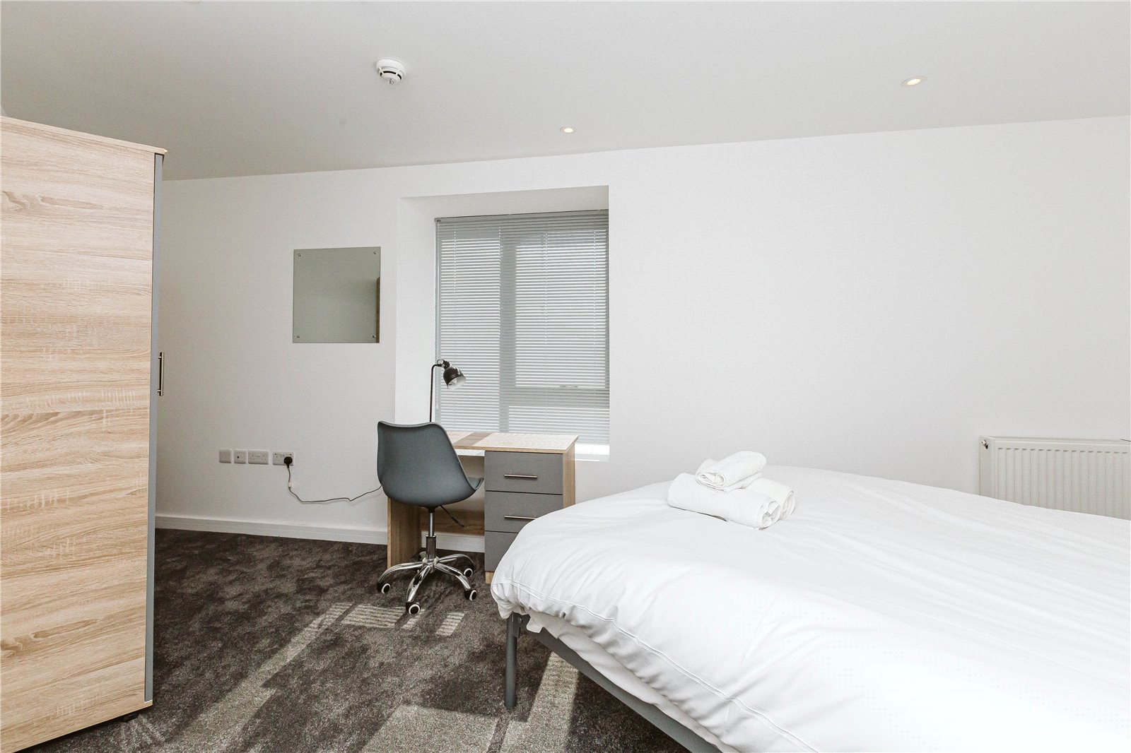 6 bedroom Flat to let in Horfield, Bristol