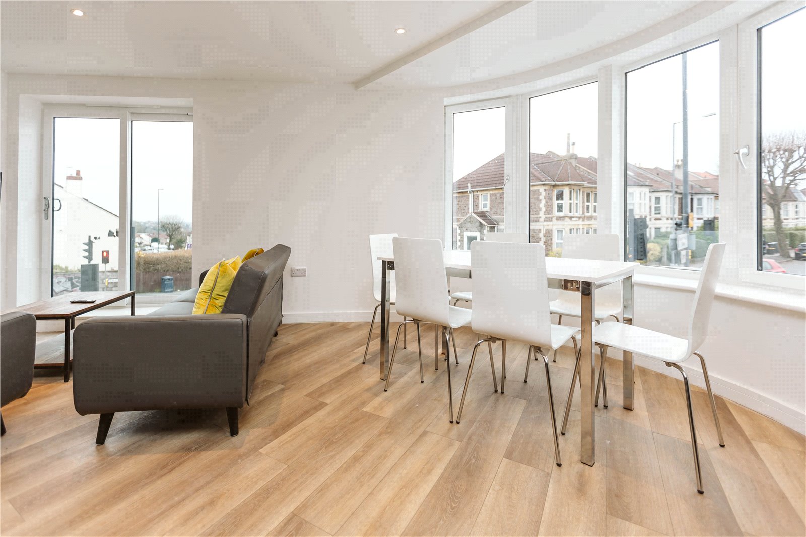 5 bedroom Flat to let in Horfield, Bristol