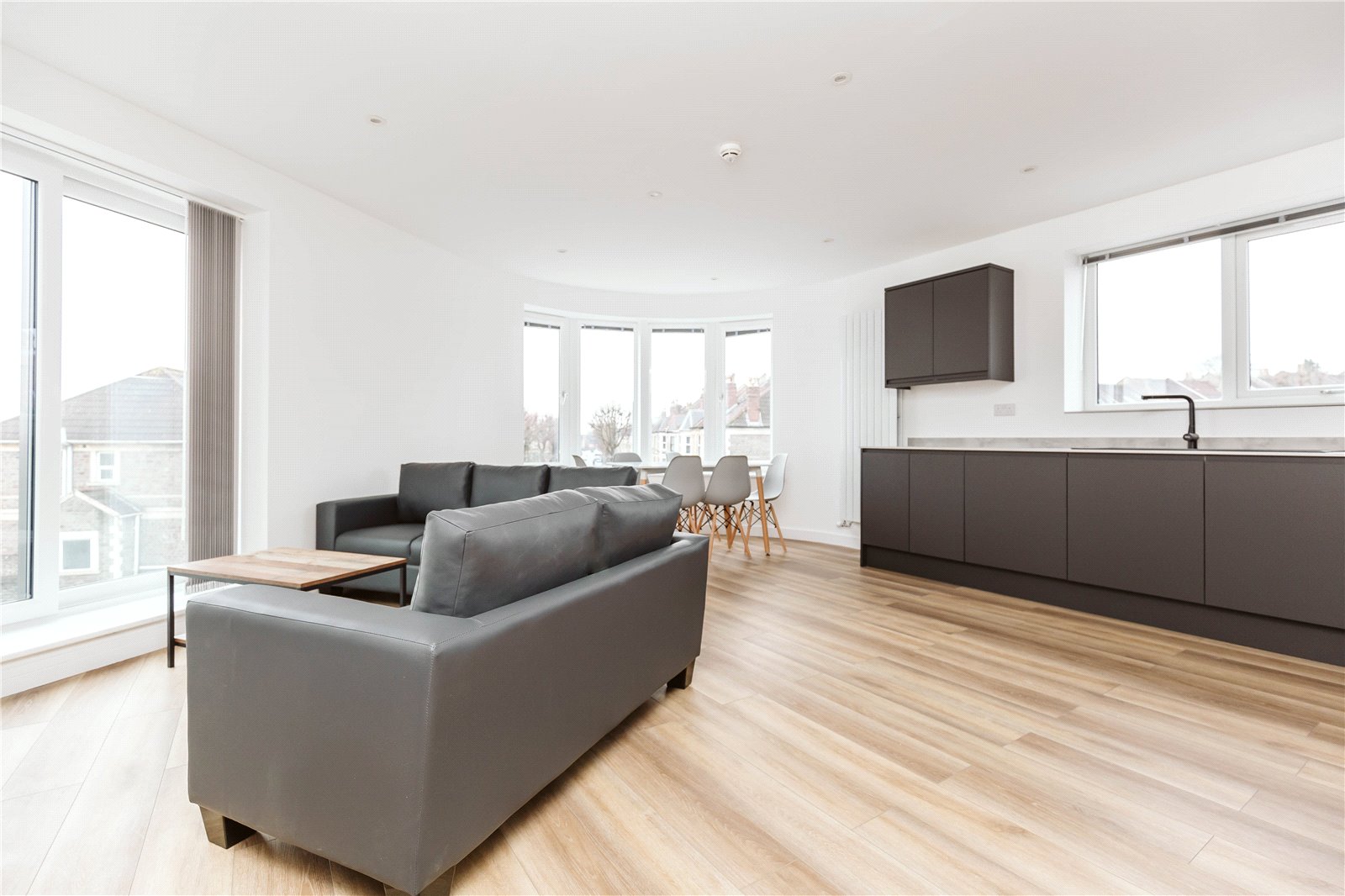 5 bedroom Flat to let in Horfield, Bristol