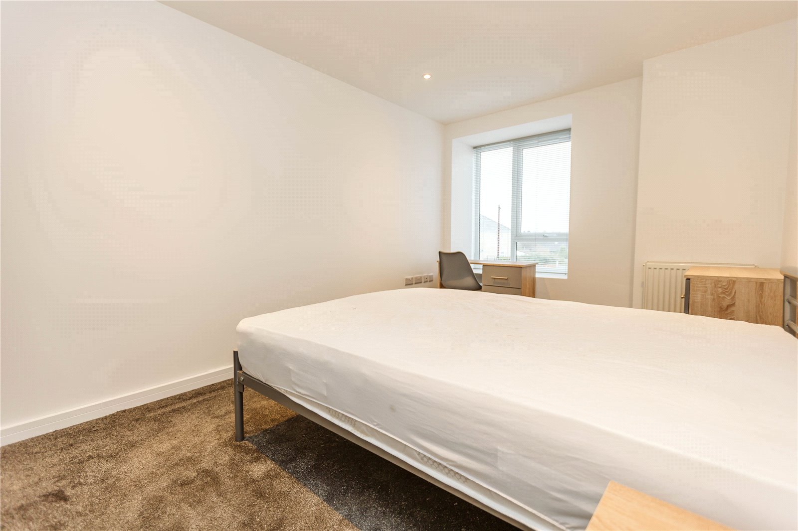 6 bedroom Flat to let in Horfield, Bristol