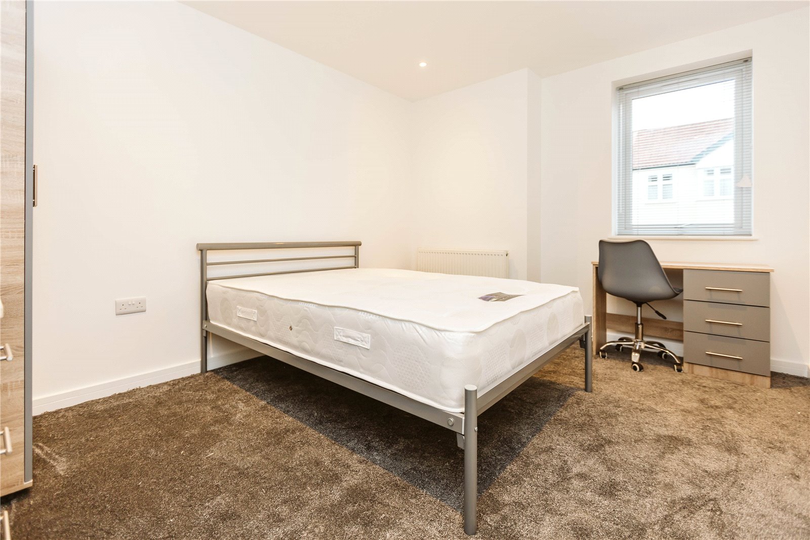 6 bedroom Flat to let in Horfield, Bristol