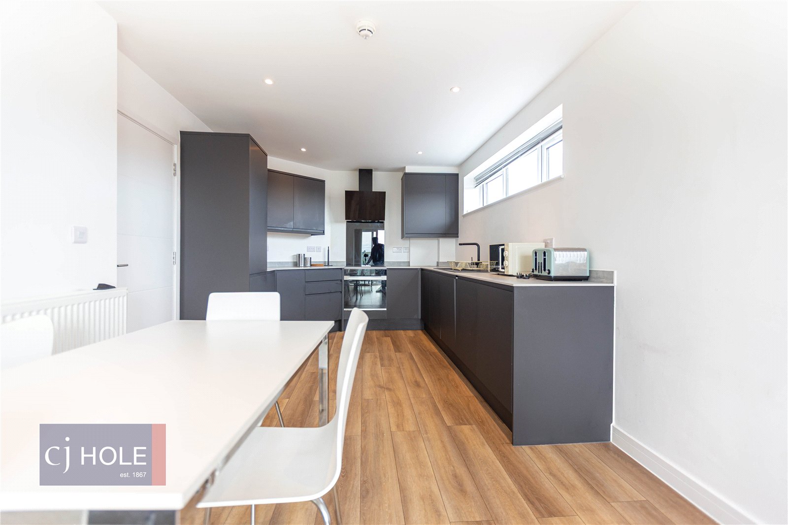 5 bedroom Flat to let in Horfield, Bristol