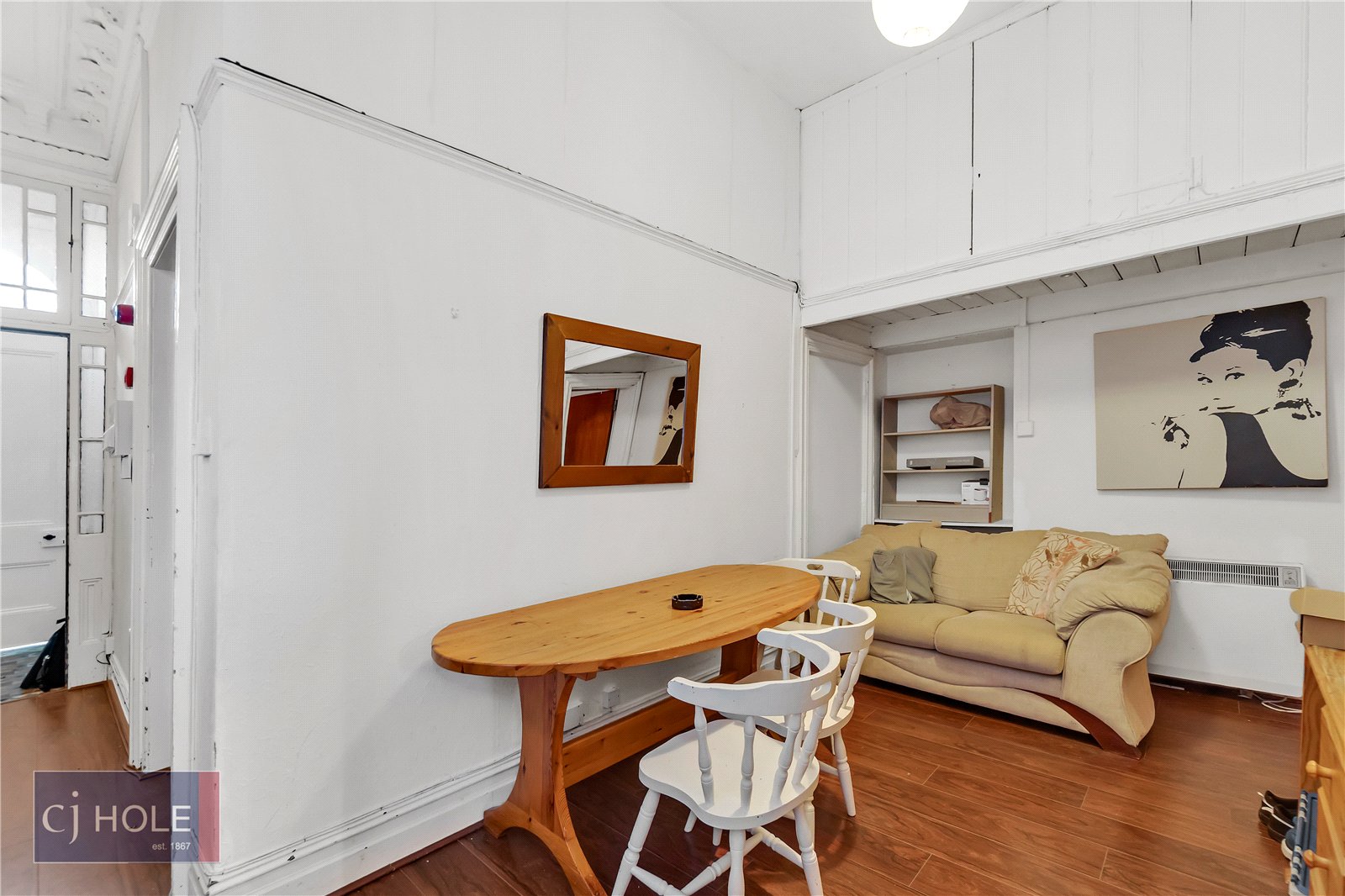 2 bedroom Flat to let in Clifton, Bristol
