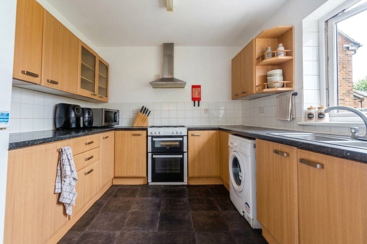7 bedroom House to let in Horfield, Bristol