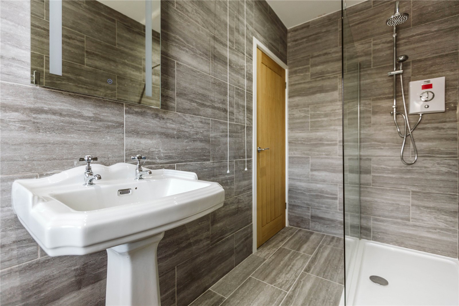 4 bedroom House to let in Knowle, Bristol
