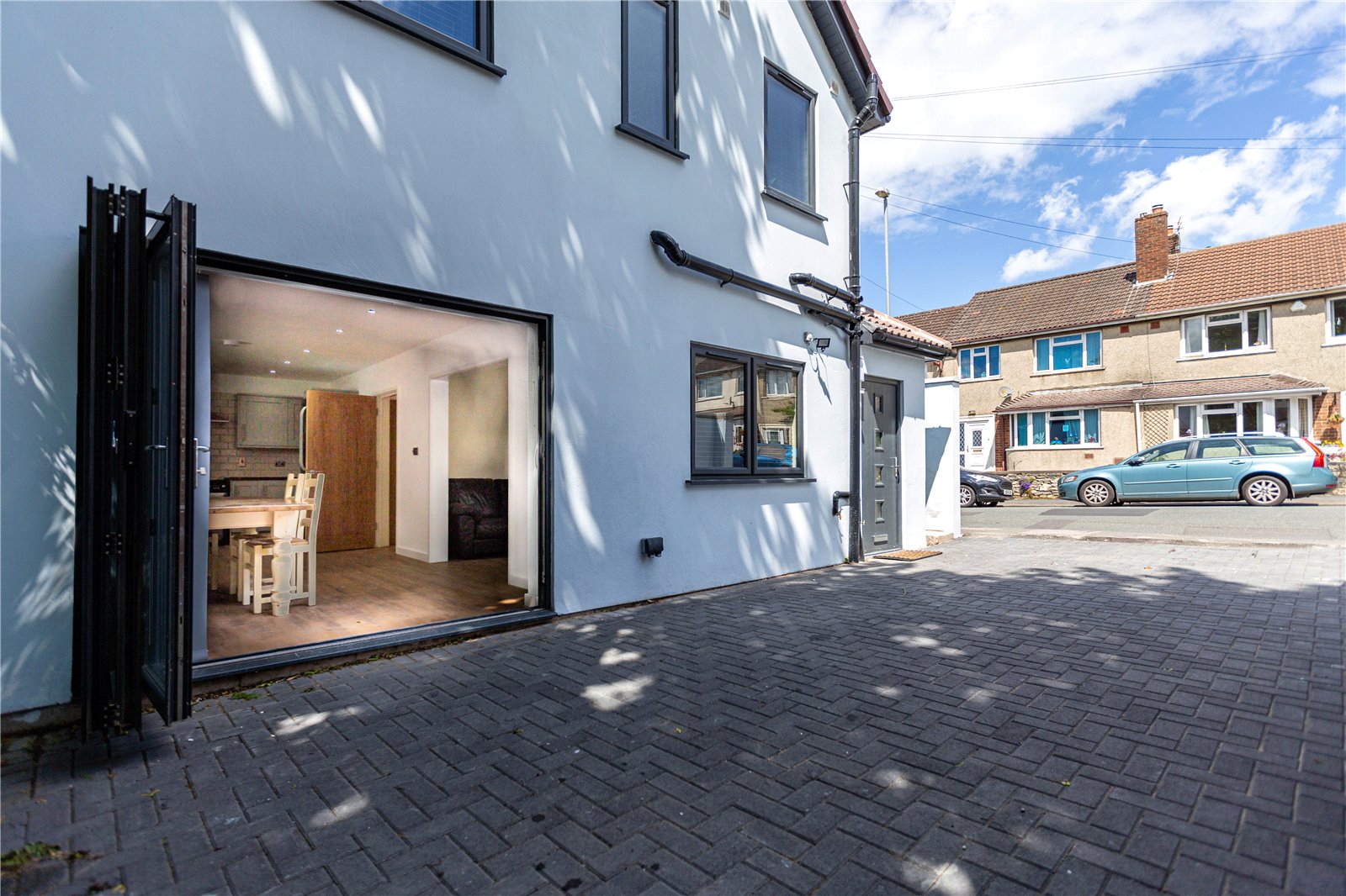 4 bedroom House to let in Knowle, Bristol