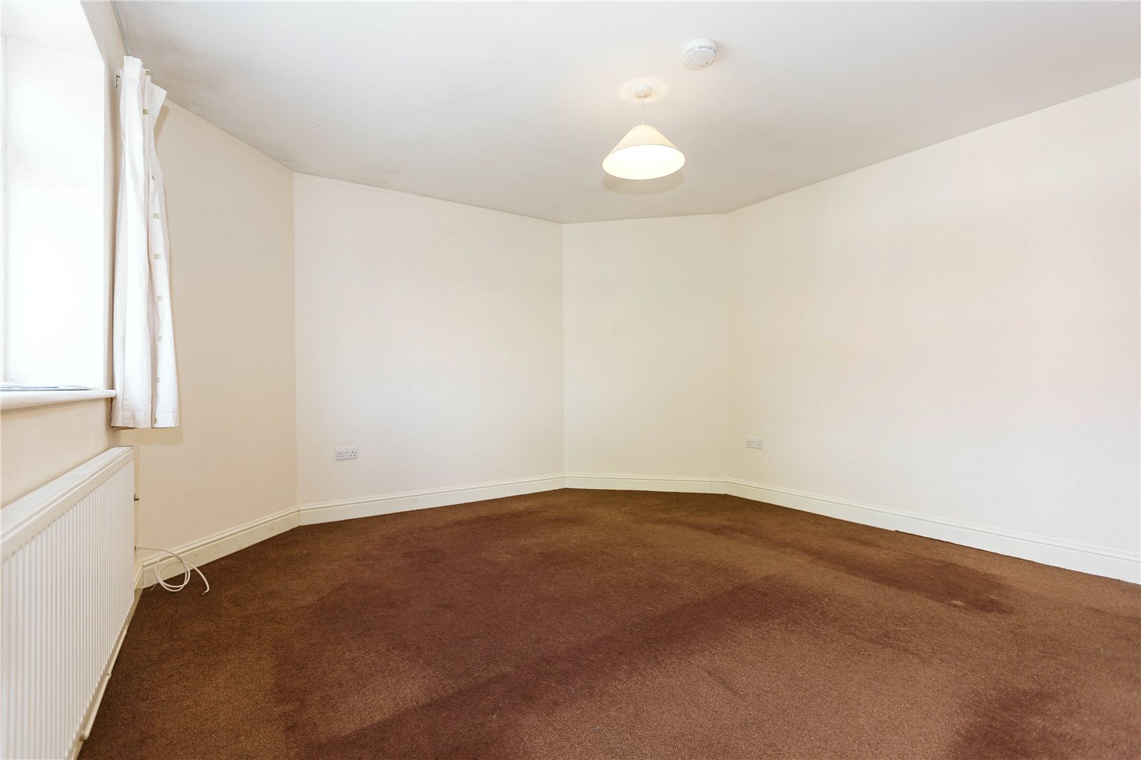 2 bedroom Flat to let in Henleaze, Bristol