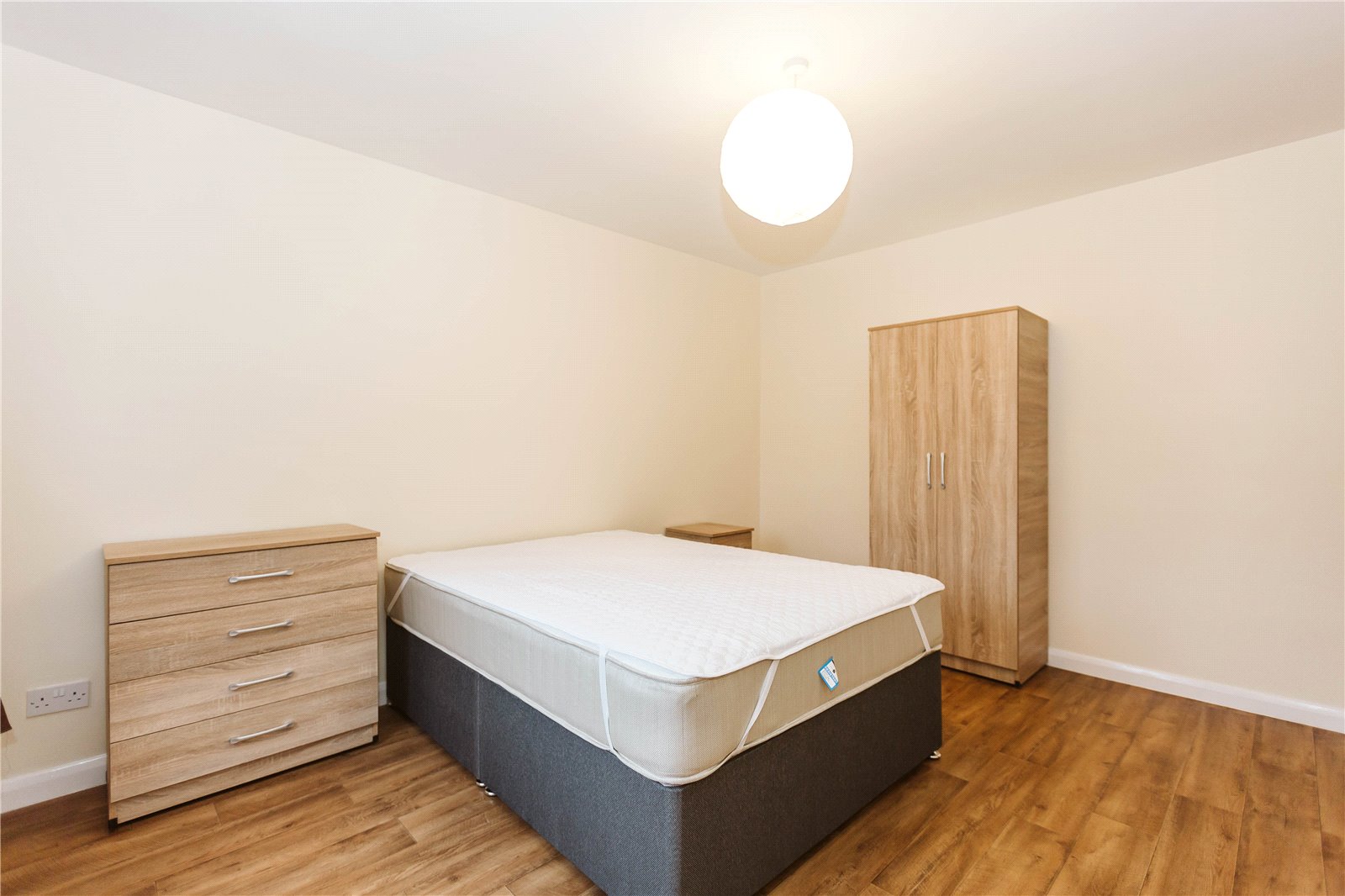 4 bedroom Bungalow to let in Lockleaze, Bristol