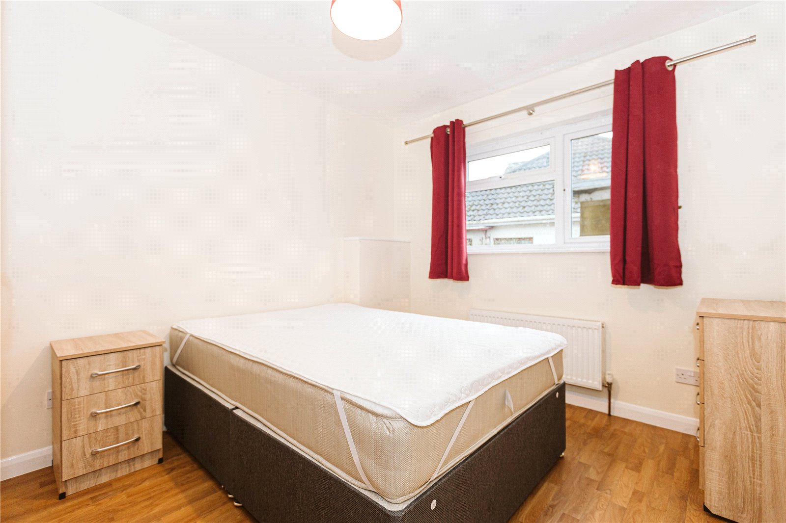 4 bedroom Bungalow to let in Lockleaze, Bristol