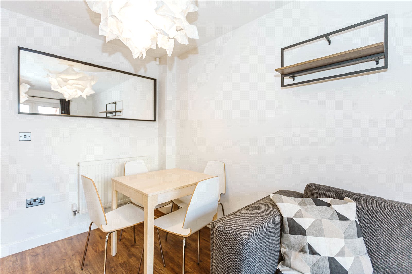 2 bedroom House to let in Horfield, Bristol