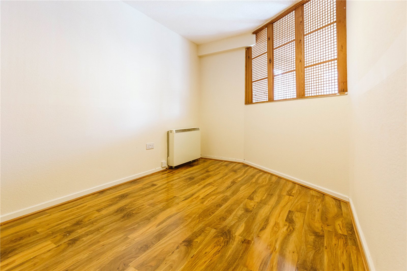 1 bedroom Flat to let in Bristol