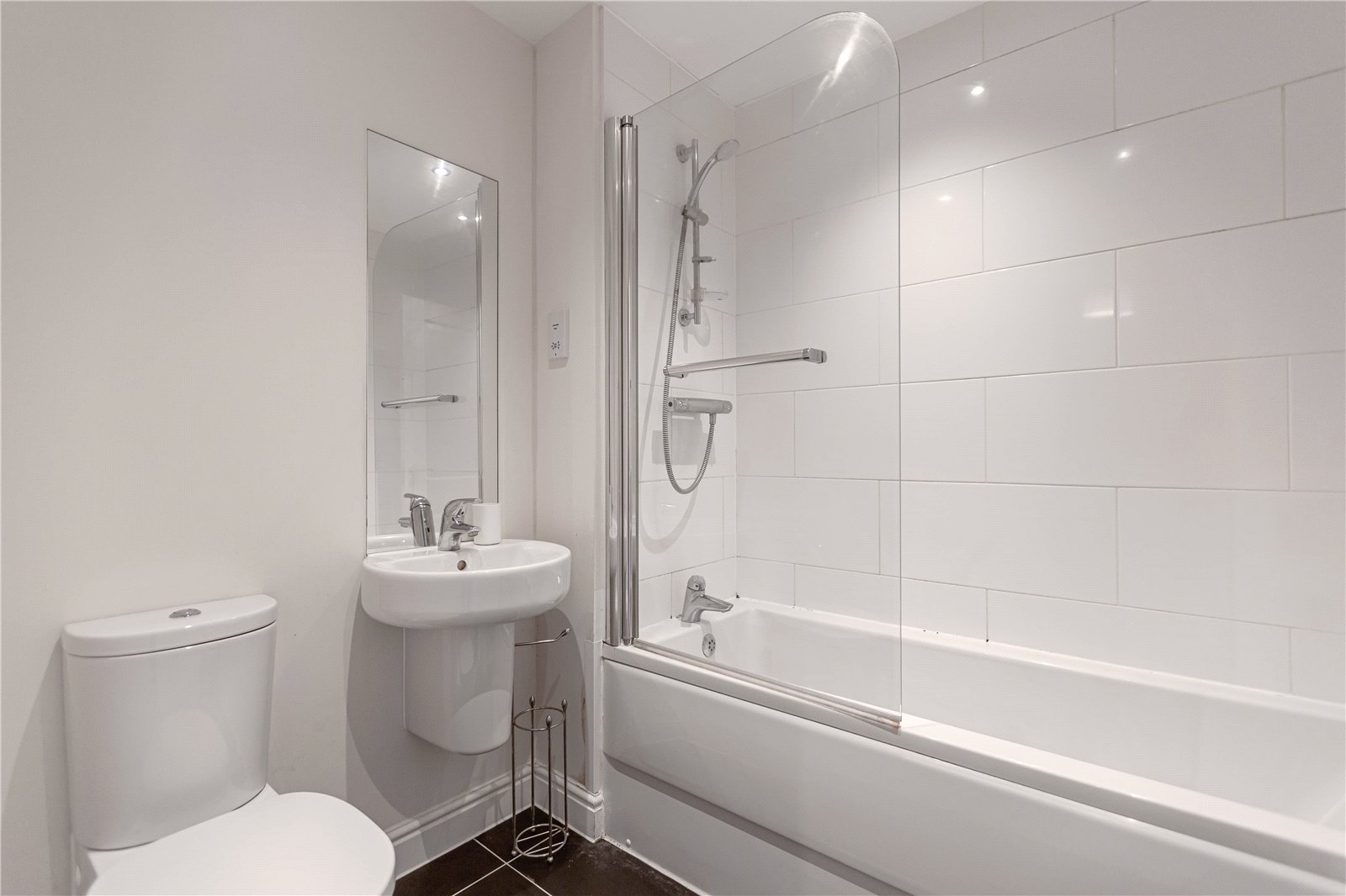 6 bedroom House to let in Cheswick Village, Bristol