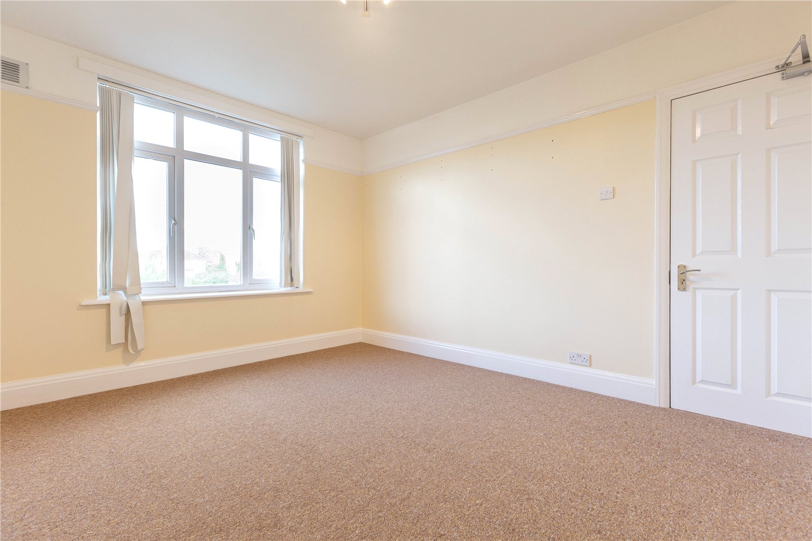 4 bedroom House to let in Horfield, Bristol
