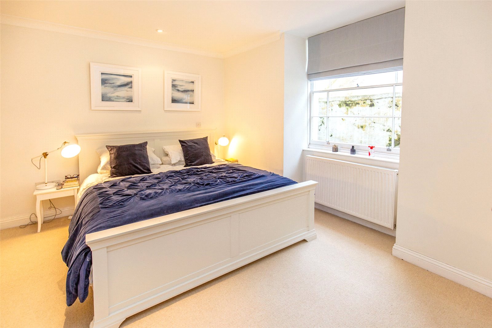 2 bedroom Flat to let in Pembroke Grove, Clifton, Bristol
