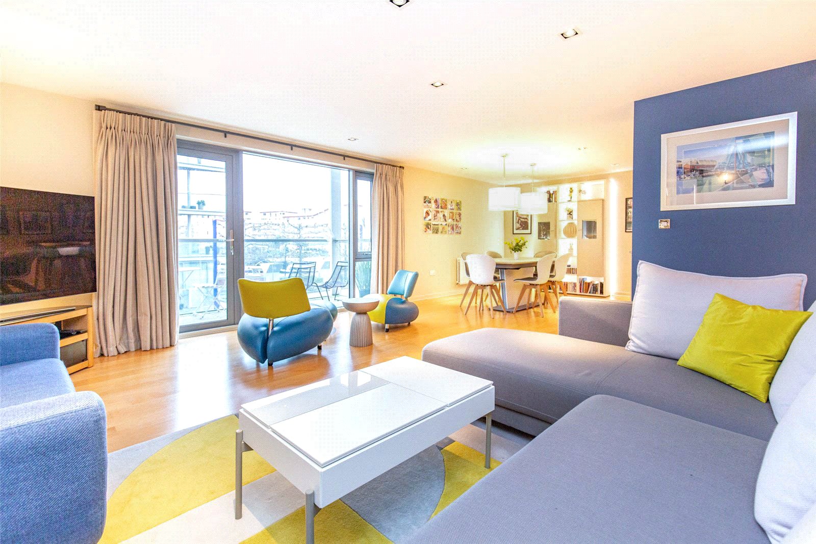3 bedroom Flat to let in Caledonian Road, Bristol