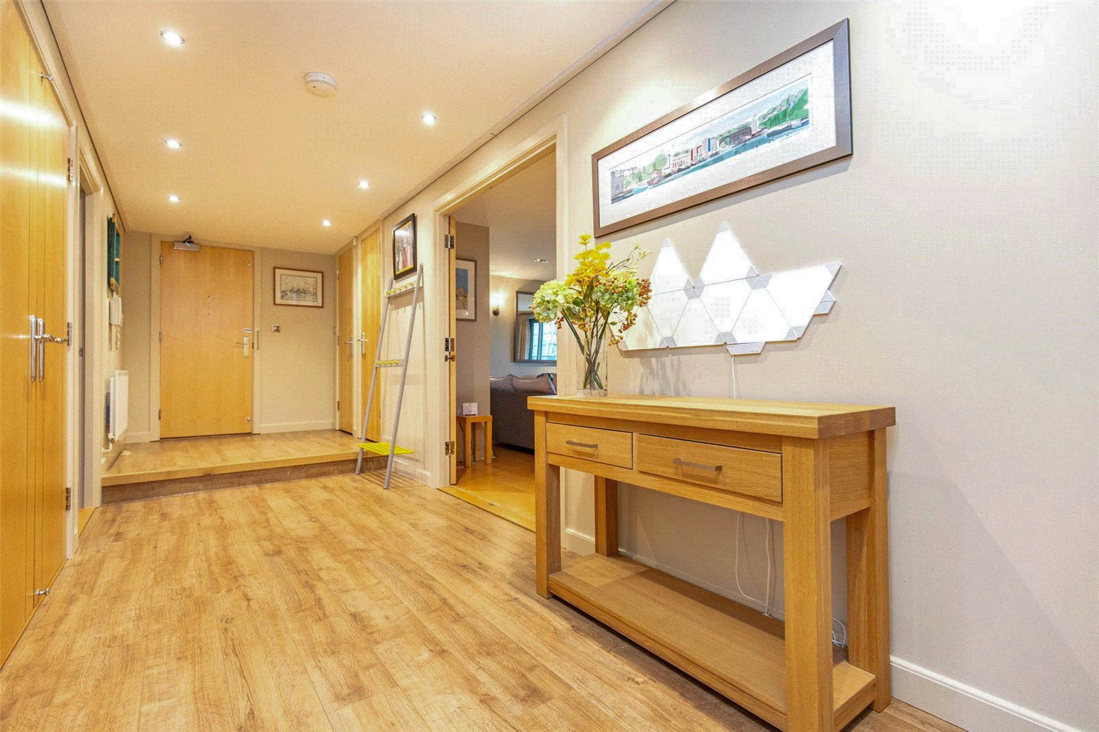 3 bedroom Flat to let in Caledonian Road, Bristol