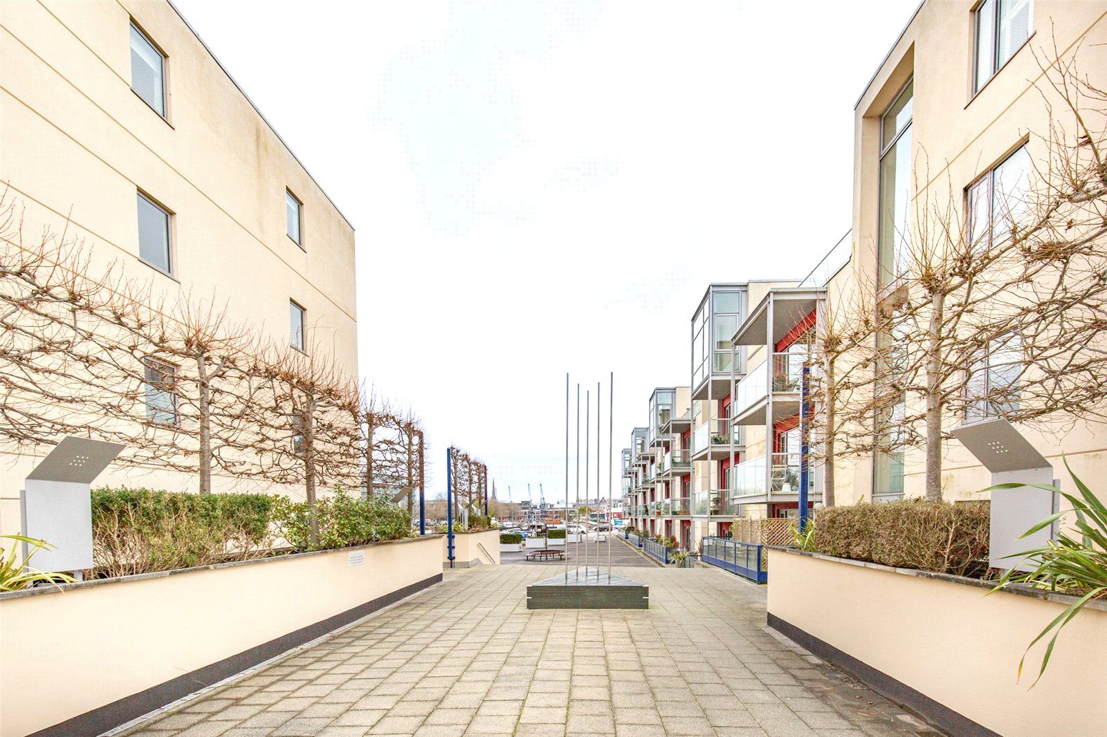3 bedroom Flat to let in Caledonian Road, Bristol
