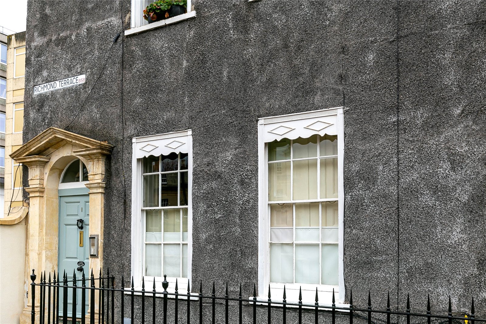 2 bedroom Flat to let in Clifton, Bristol