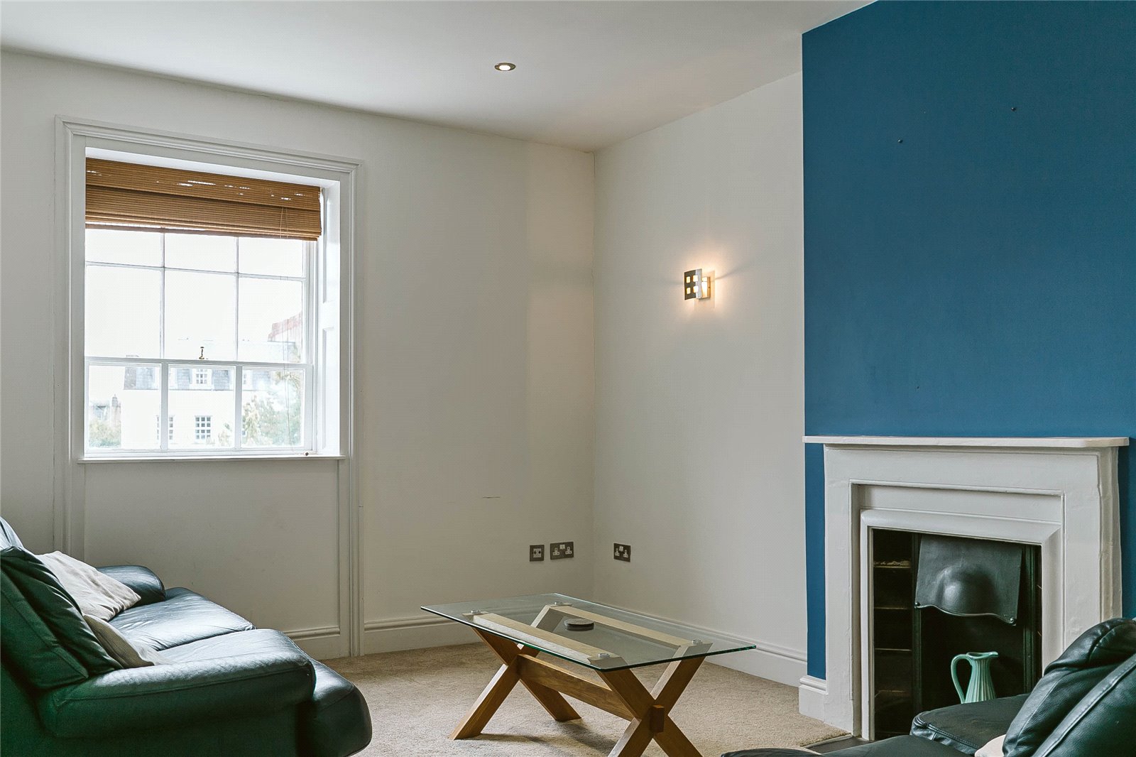 2 bedroom Flat to let in Clifton, Bristol