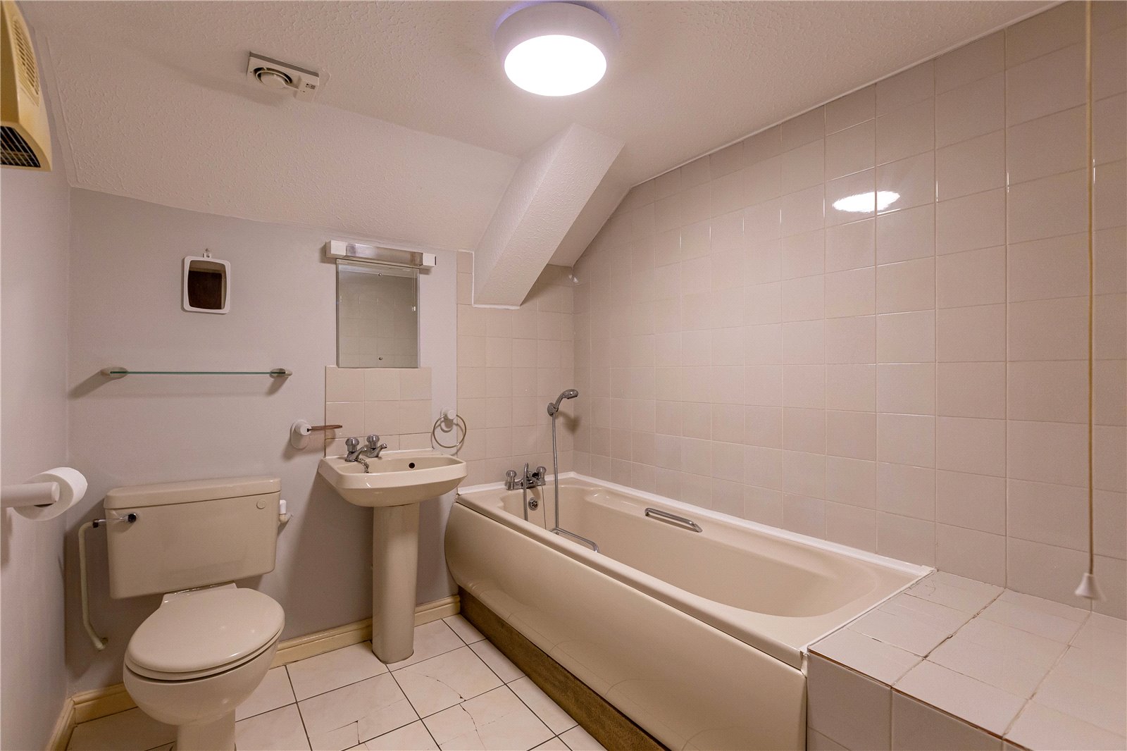 2 bedroom Flat to let in St. Philips, Bristol