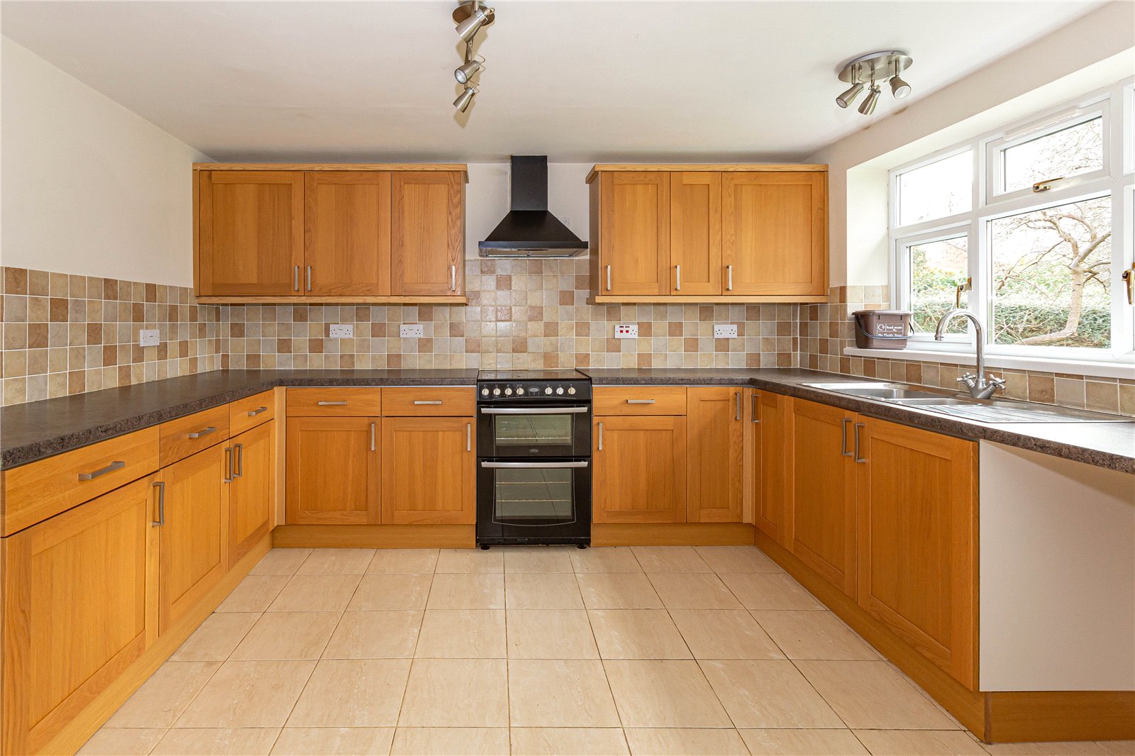 3 bedroom House to let in Stoke Bishop, Bristol