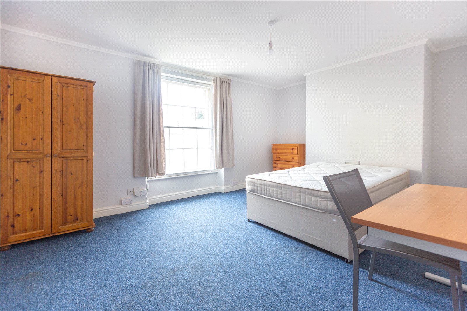6 bedroom House to let in Montpelier, Bristol