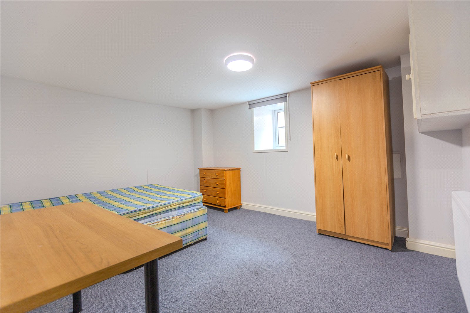 6 bedroom House to let in Montpelier, Bristol