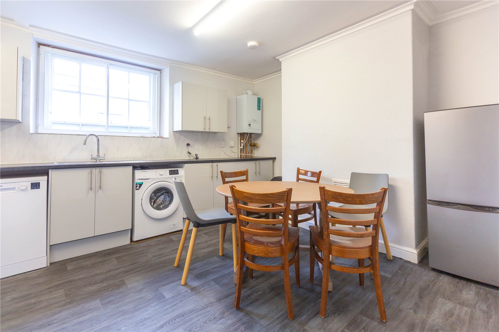 6 bedroom House to let in Montpelier, Bristol