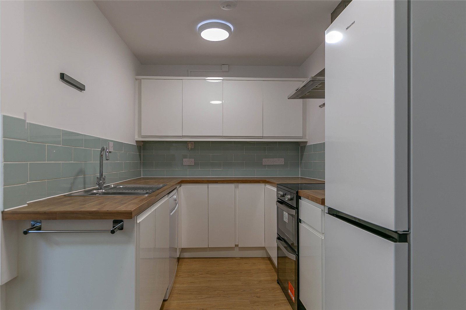 4 bedroom House to let in Southmead, Bristol