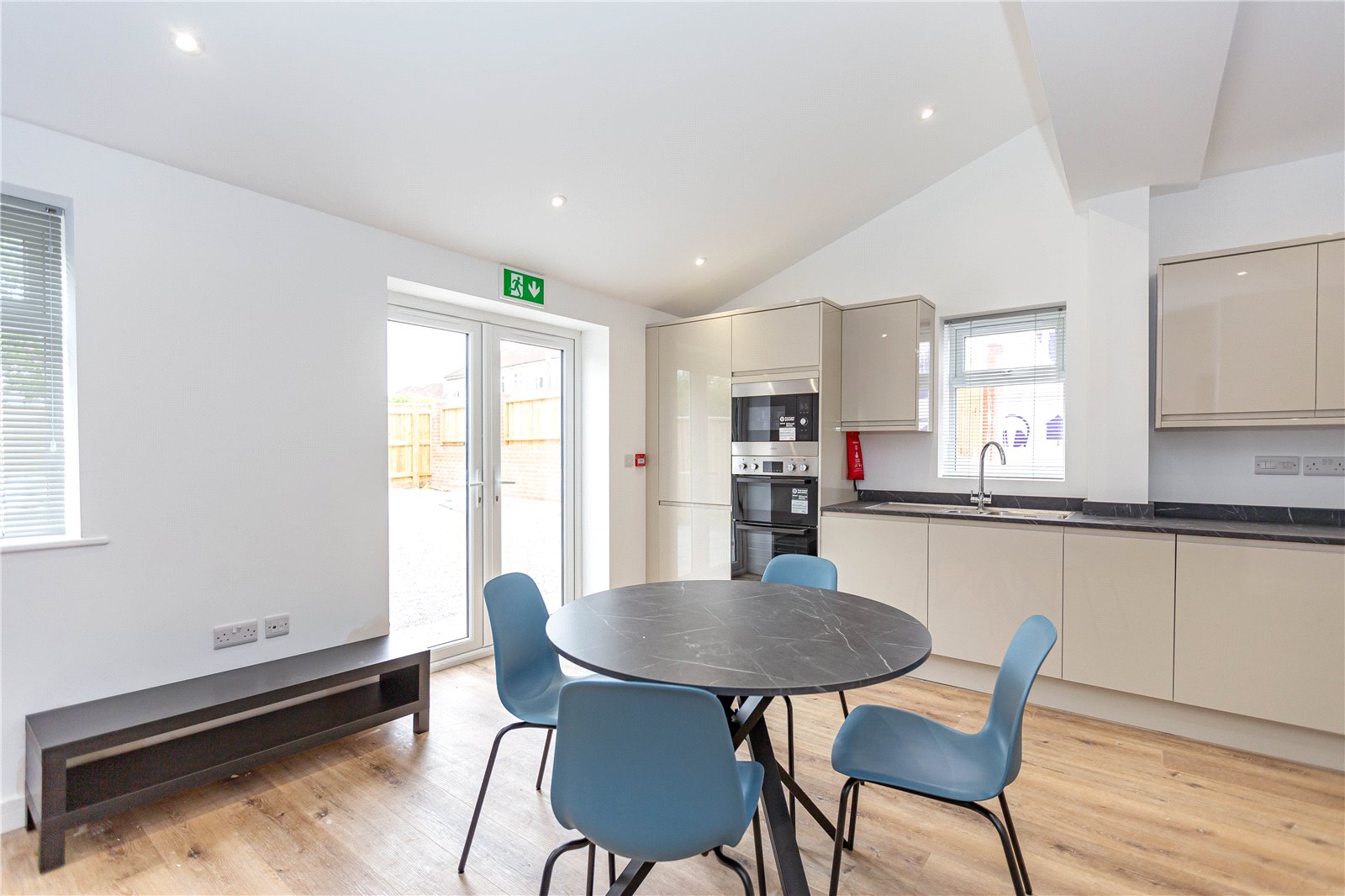6 bedroom House to let in Filton, Bristol