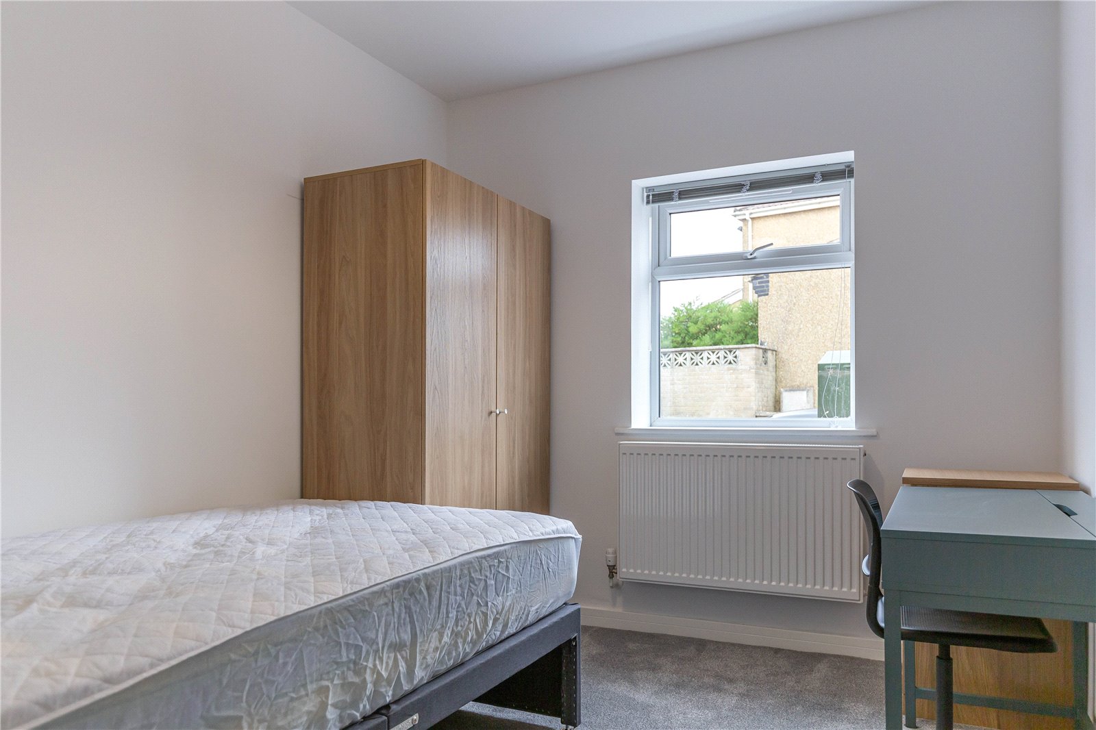 6 bedroom House to let in Filton, Bristol