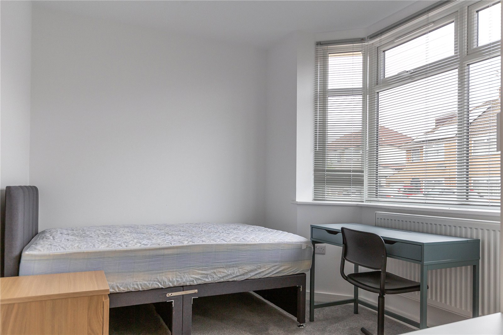 6 bedroom House to let in Filton, Bristol