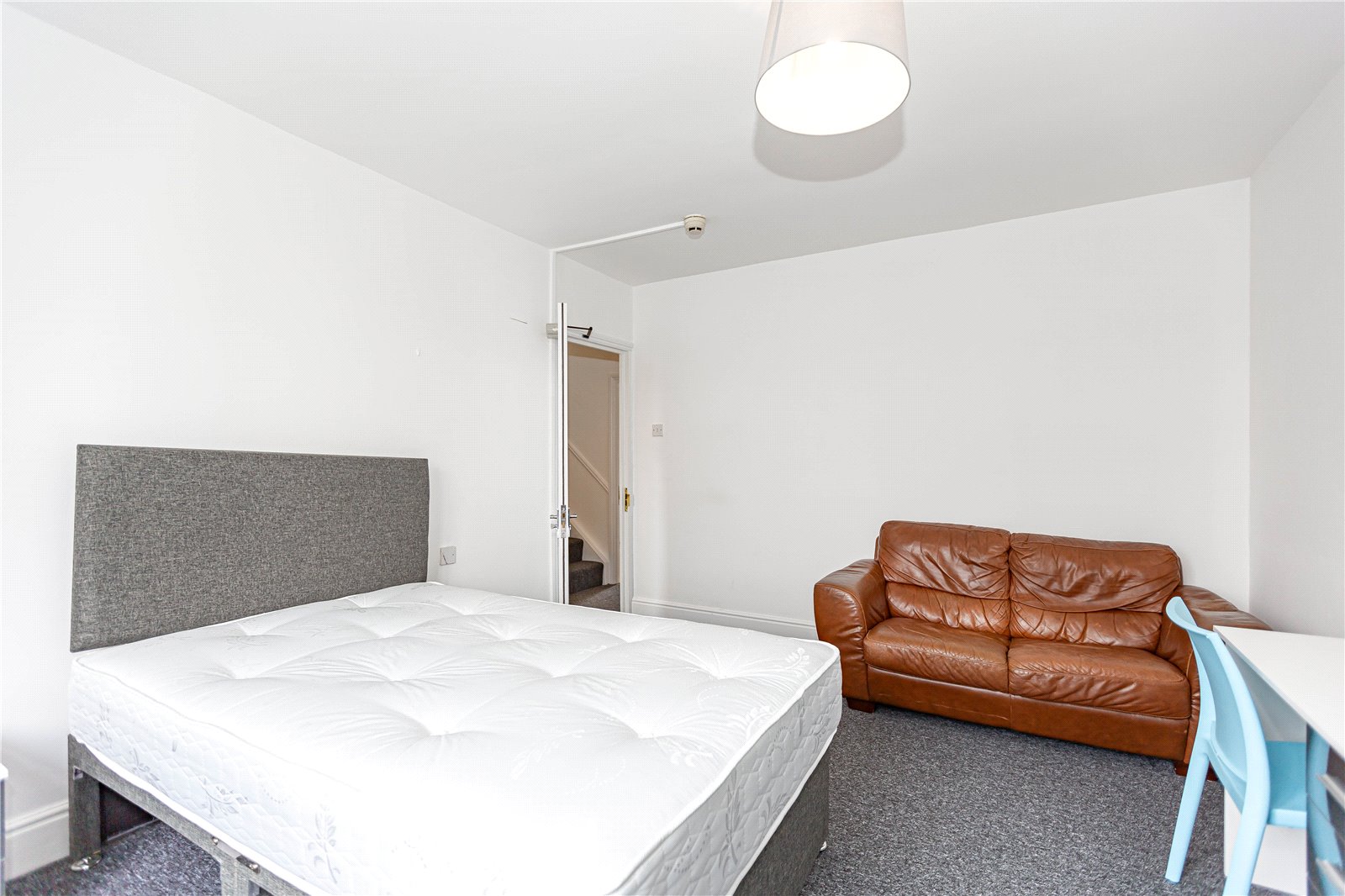 5 bedroom House to let in Horfield, Bristol