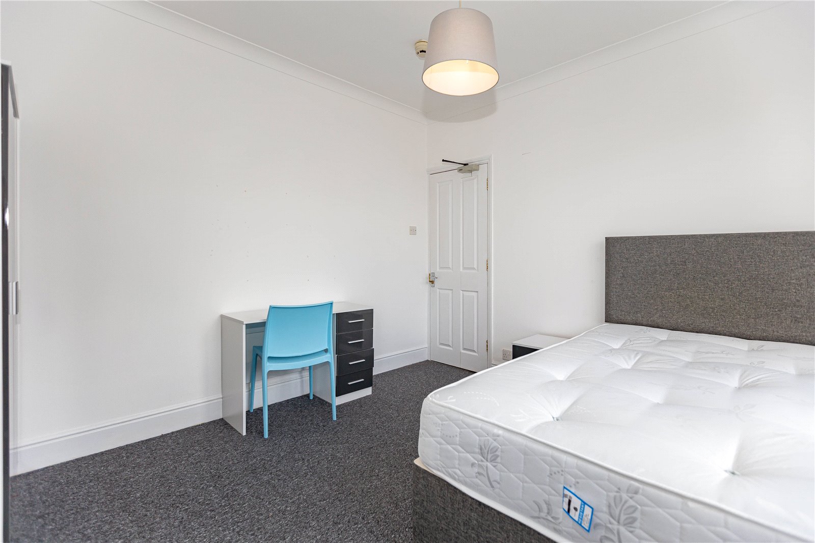 5 bedroom House to let in Horfield, Bristol