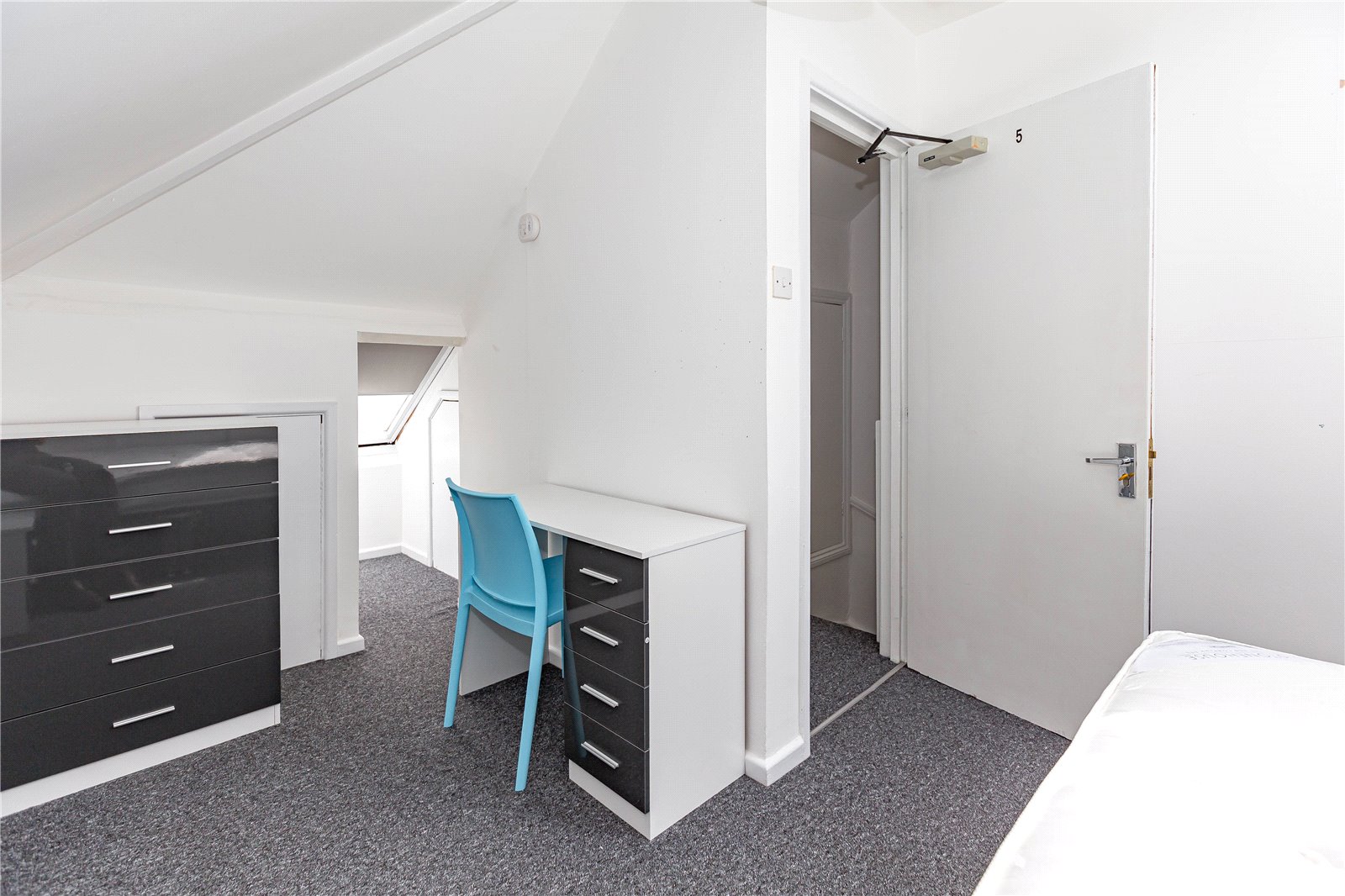 5 bedroom House to let in Horfield, Bristol