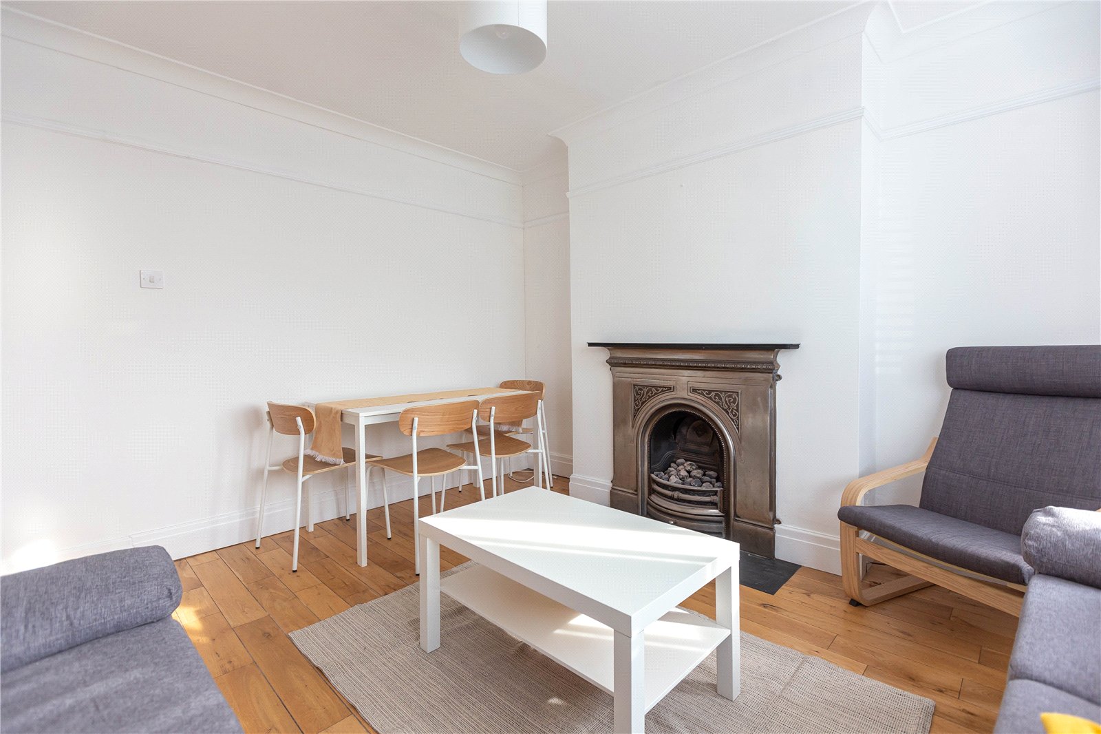 4 bedroom House to let in Northville, Bristol