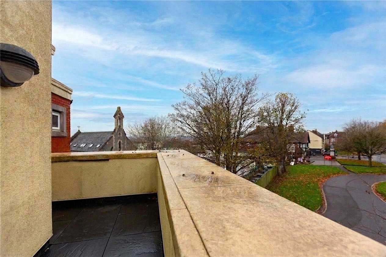 2 bedroom Flat to let in Horfield, Bristol