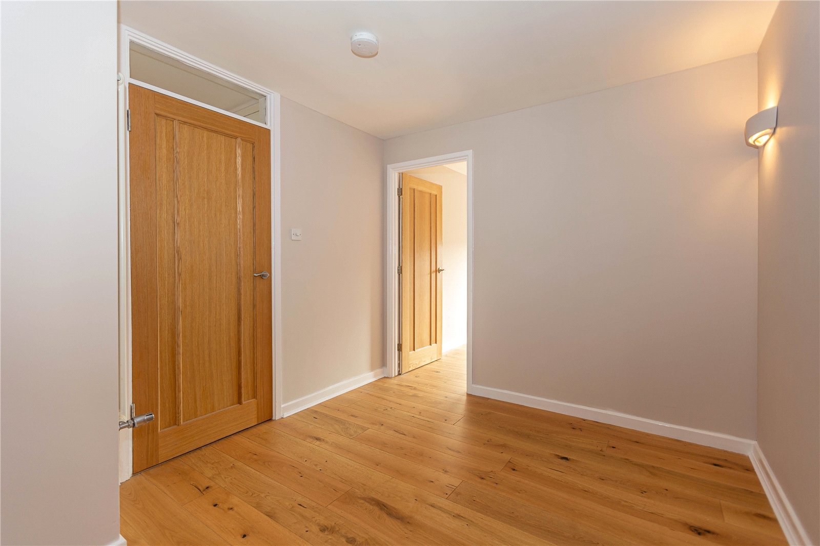 3 bedroom Flat to let in Stoke Bishop, Bristol