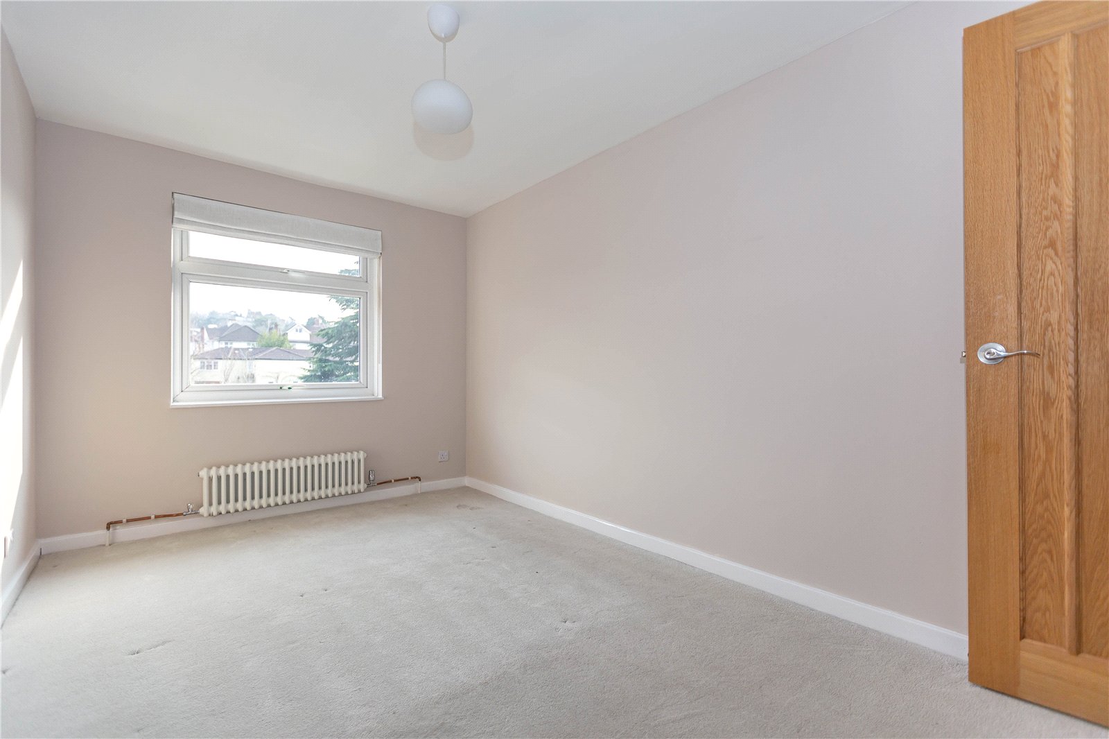 3 bedroom Flat to let in Stoke Bishop, Bristol