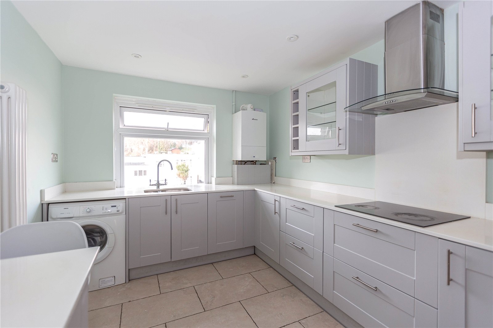 3 bedroom Flat to let in Stoke Bishop, Bristol