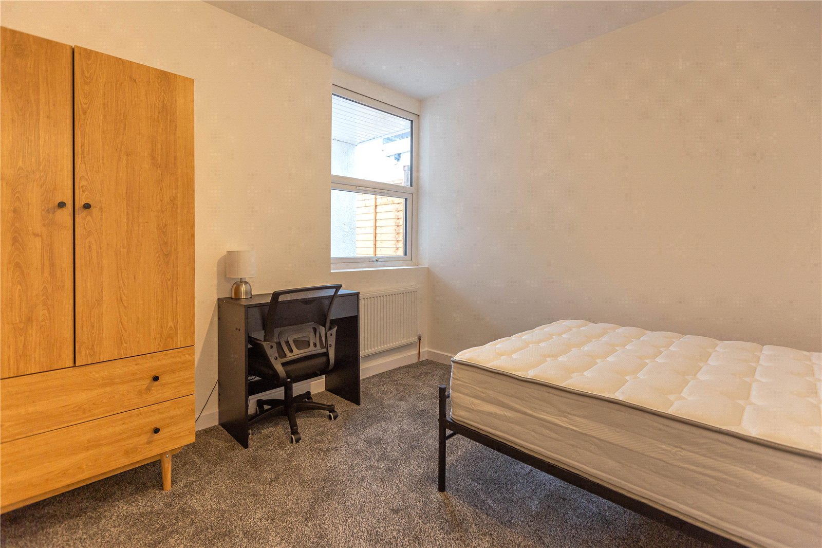 6 bedroom House to let in Filton, Bristol