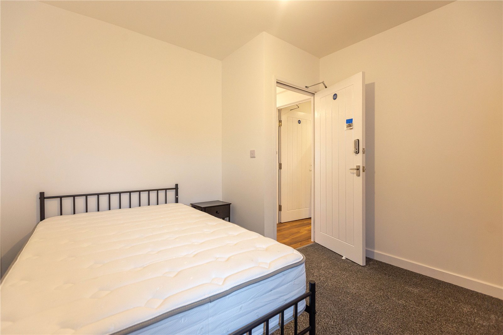 6 bedroom House to let in Filton, Bristol