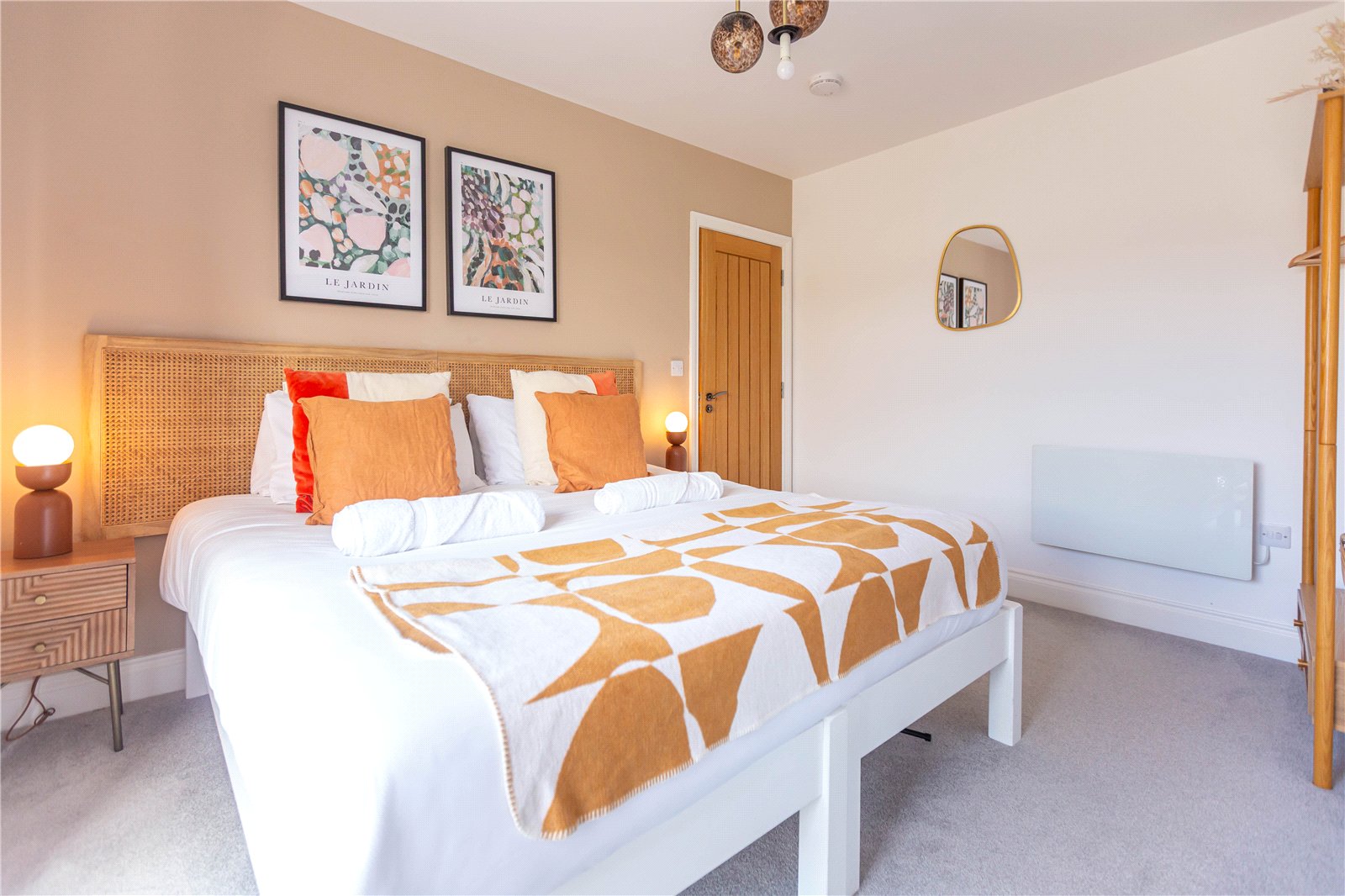 2 bedroom Flat to let in Staple Hill, Bristol