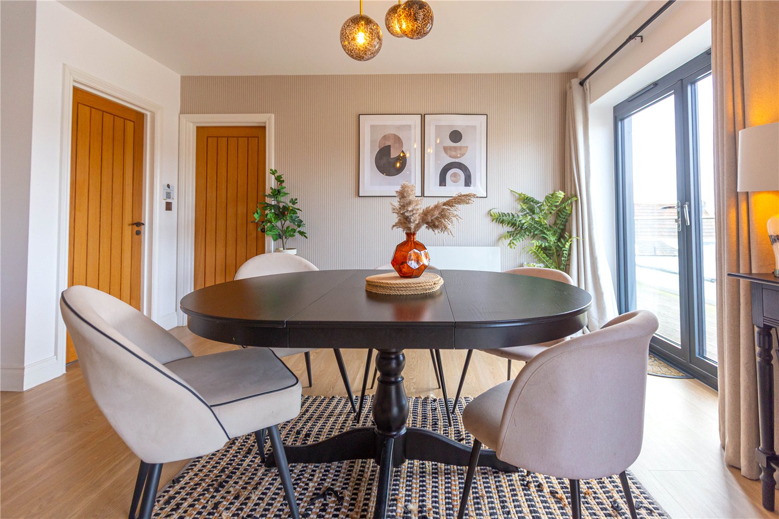 2 bedroom Flat to let in Staple Hill, Bristol