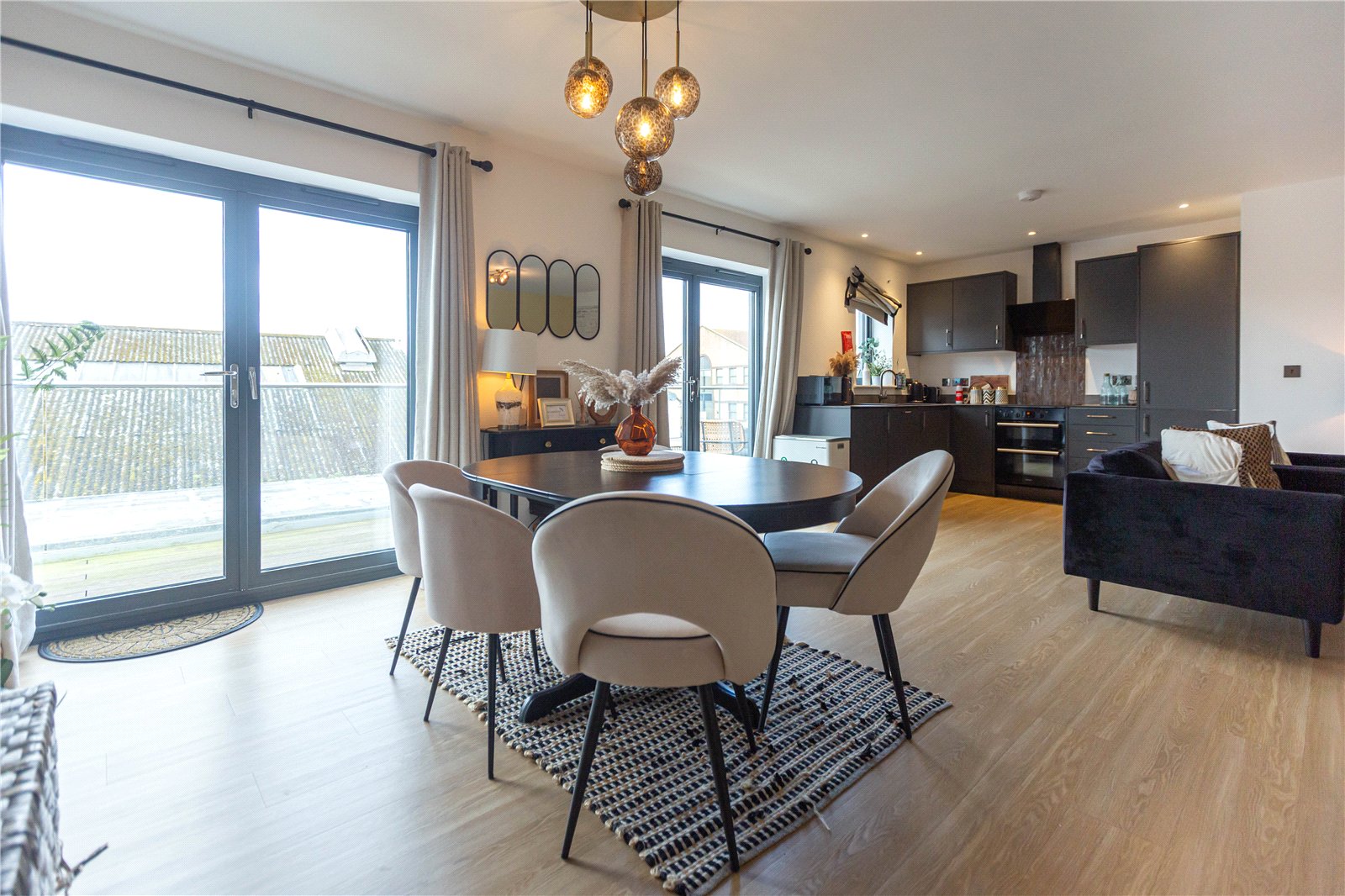 2 bedroom Flat to let in Staple Hill, Bristol