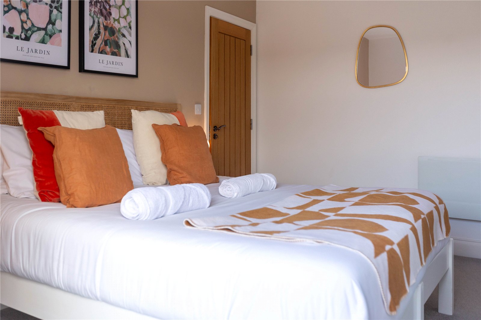 2 bedroom Flat to let in Staple Hill, Bristol