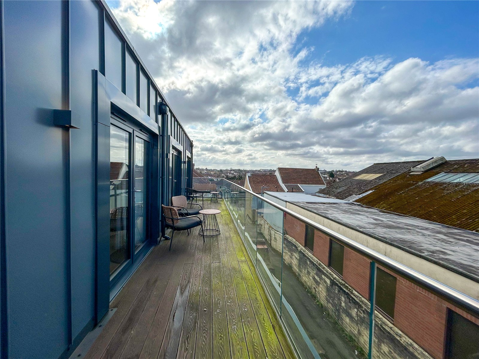 2 bedroom Flat to let in Staple Hill, Bristol